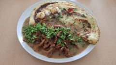 Pfannenkuchen nit Pfifferlinge